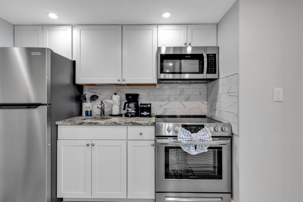 Breakers Tower 1Br Oceanfront Condo Миртл-Бич Экстерьер фото
